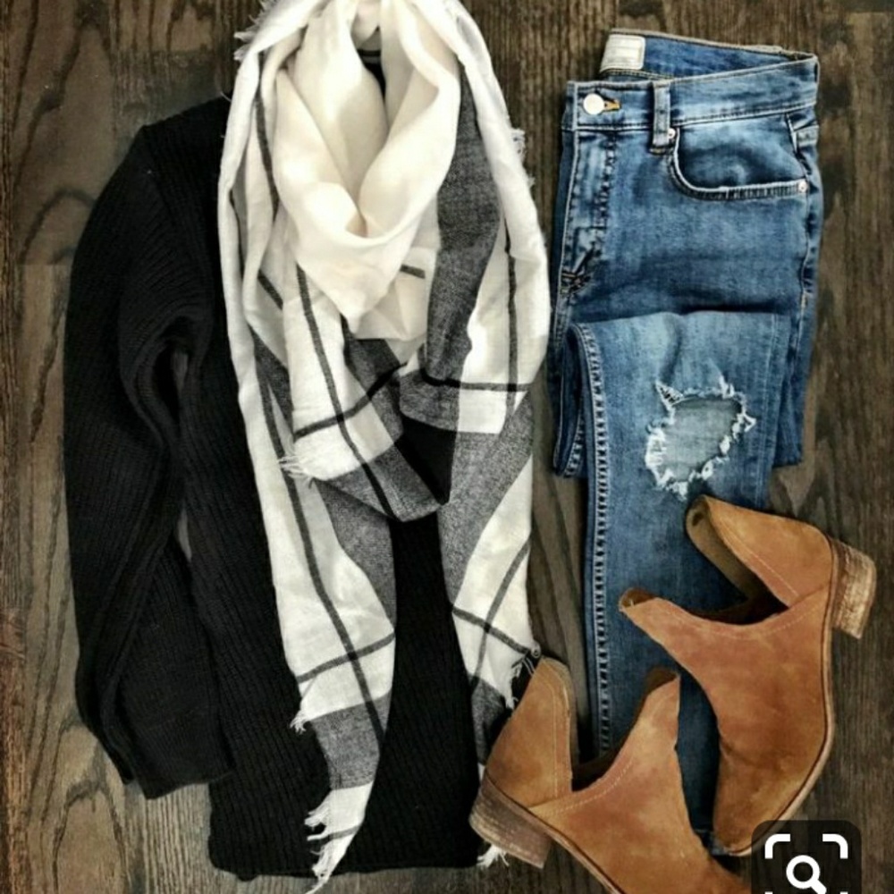 Mystery box 5 items fall winter outfit! Style - Picture 3 of 8